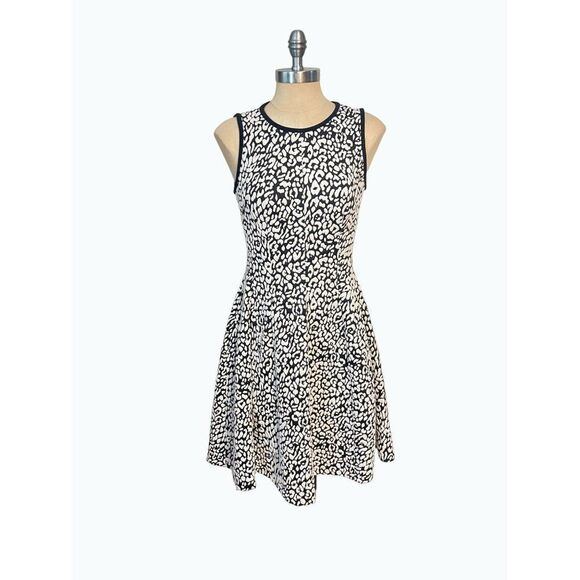 Kate Spade New York sleeveless leopard-print fit & flare dress Small - Picture 3 of 7